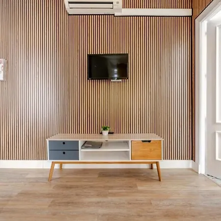 Varela Centro Center *