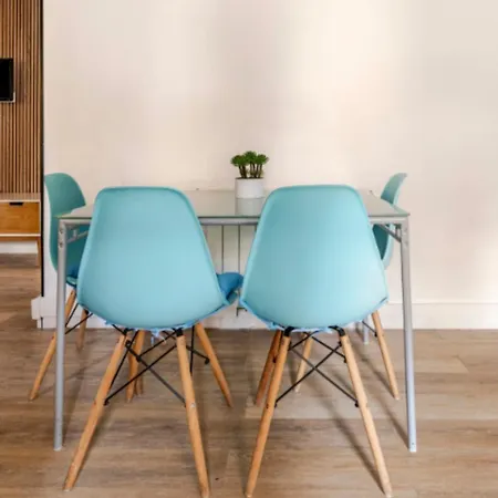 Varela Centro Center *